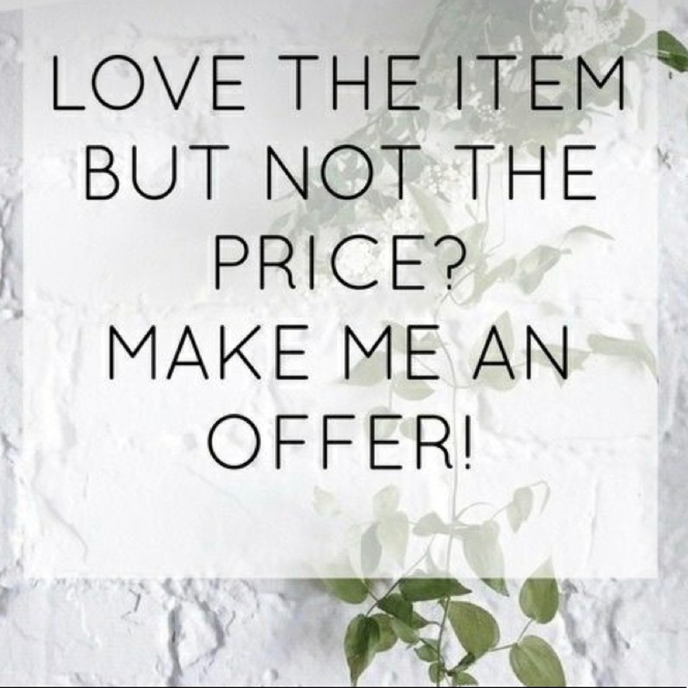 CLOSET CLEAN OUT  EVERYTHING ON SALE !